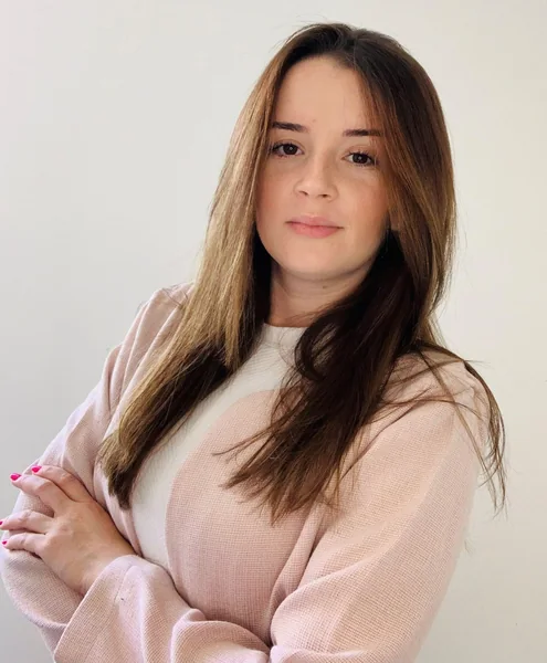 Amanda Cristina Ferreira Fabricanti