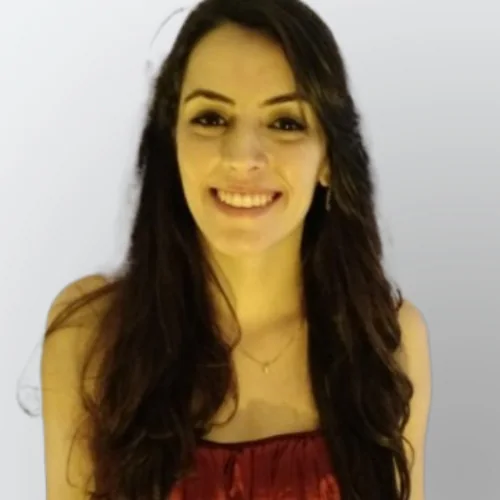 Leandra Rosa Oliveira Silva