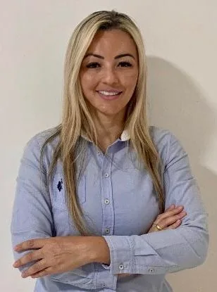 Monique Ferreira Guimarães